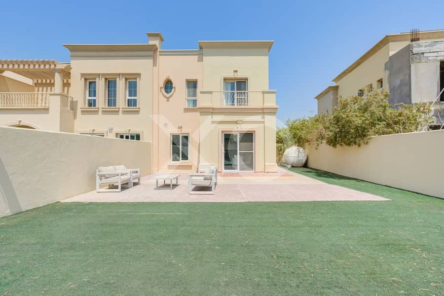 Lake View | Landscaped garden | Vacant soon Lake View | Landscaped garden | Vacant soon