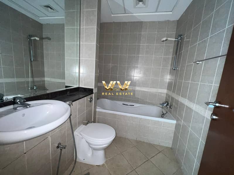 16 bath 3. jpeg