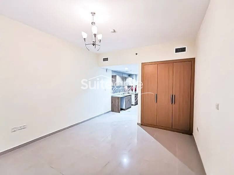 Appartamento a Jumeirah Village Circle (JVC),JVC District 10,May Residence,May Residence Tower 4, 515000 AED - 16792969 Appartamento a Jumeirah Village Circle (JVC),JVC District 10,May Residence,May Residence Tower 4, 515000 AED - 16792969