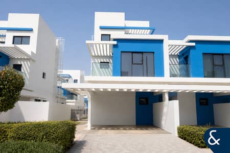 5 habitaciones Townhouse para en Alquiler en DAMAC Lagoons, Dubai - Casa adosada en DAMAC Lagoons,Santorini, 5 dormitorios, 195000 AED - 16793236 5 habitaciones Townhouse para en Alquiler en DAMAC Lagoons, Dubai - Casa adosada en DAMAC Lagoons,Santorini, 5 dormitorios, 195000 AED - 16793236