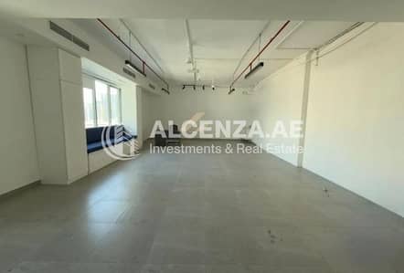 Office para en Alquiler en Business Bay, Dubai - WhatsApp Image 2026-10-07 at 17.15. 25 (1). jpeg Office para en Alquiler en Business Bay, Dubai - WhatsApp Image 2026-10-07 at 17.15. 25 (1). jpeg