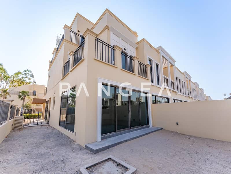 位于大马士革湖住宅,马耳他别墅 5 卧室的别墅 4400000 AED - 16793645 位于大马士革湖住宅,马耳他别墅 5 卧室的别墅 4400000 AED - 16793645