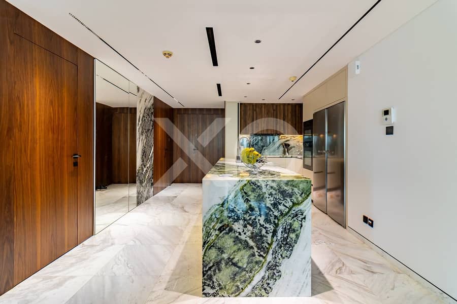 17 DHEL5869_HDR. JPG
