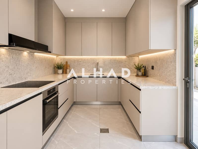6 Minimalist Greige U-Shaped Kitchen. png