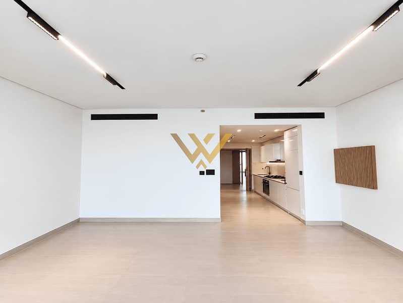 Modern Studio | Fitted Kitchen | Great Amenities Modern Studio | Fitted Kitchen | Great Amenities