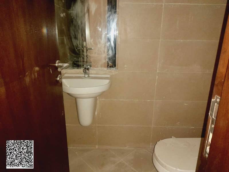 11 3e045ce8-d30e-4727-a06d-133fdb0ad7f5. jpg