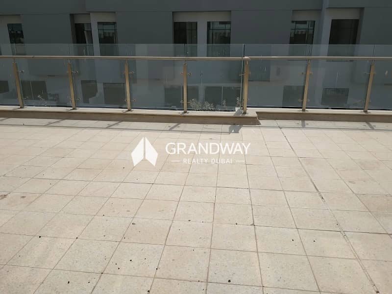 3 Spacious 5BR Villa I Mirdif Community Location — photo 3
