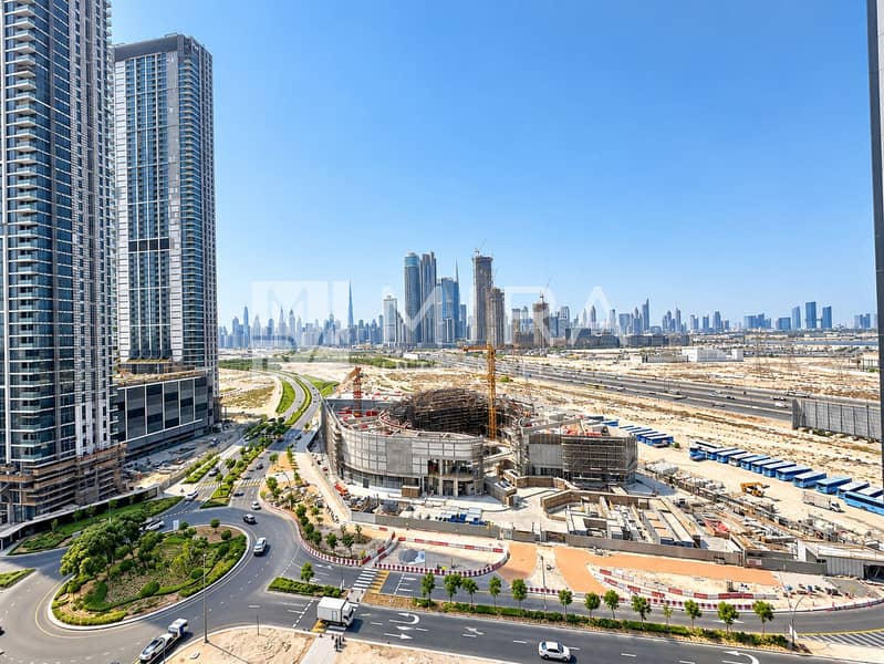18 Dubai Skyline and Urban Construction Panorama