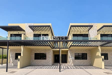 4 habitaciones Townhouse para en Alquiler en DAMAC Hills, Dubai - Casa adosada en DAMAC Hills,Silver Springs, 4 dormitorios, 190000 AED - 16717456 4 habitaciones Townhouse para en Alquiler en DAMAC Hills, Dubai - Casa adosada en DAMAC Hills,Silver Springs, 4 dormitorios, 190000 AED - 16717456