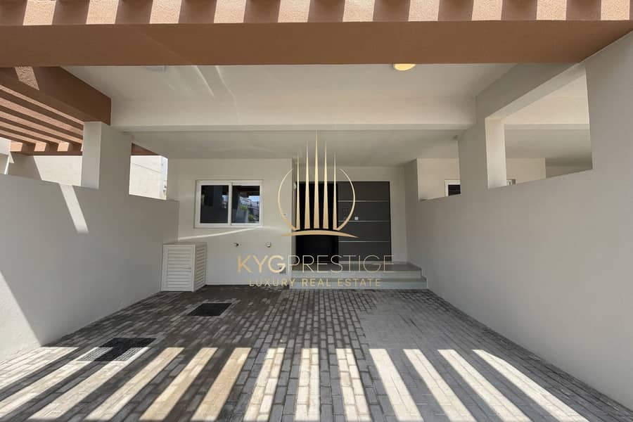 Casa adosada en DAMAC Hills 2 (Akoya by DAMAC),Verona, 4 dormitorios, 2200000 AED - 16773145 Casa adosada en DAMAC Hills 2 (Akoya by DAMAC),Verona, 4 dormitorios, 2200000 AED - 16773145