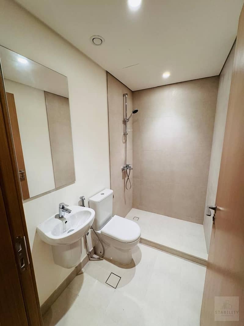 21 3fc3d103-3c5b-4ede-b06c-b523e926f37d. jpg