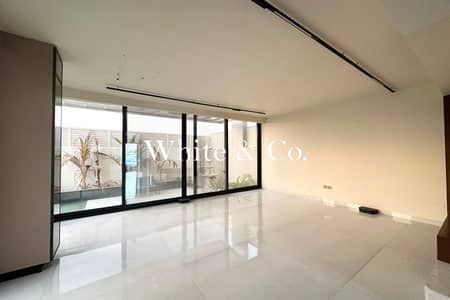 3 Bedroom Townhouse for Rent in DAMAC Hills 2 (Akoya by DAMAC), Dubai - Extended | Upgraded | Modern 3,000+ SQFT