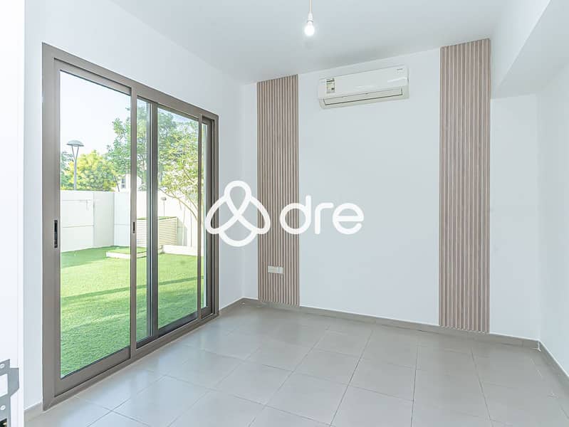 7 DRE09106. JPG