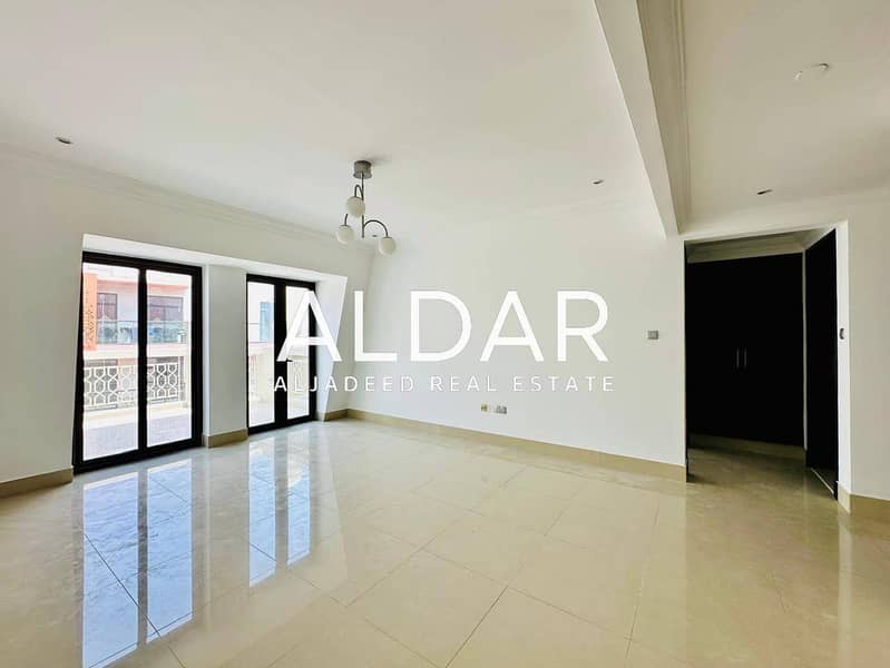 Near JSS and Park |Garden View| 4 Cheques| Vacant Near JSS and Park |Garden View| 4 Cheques| Vacant