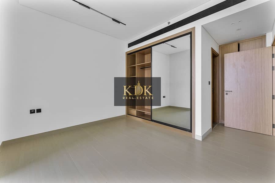 8 WhatsApp Image 2026-10-09 at 12.29. 47 PM. jpeg