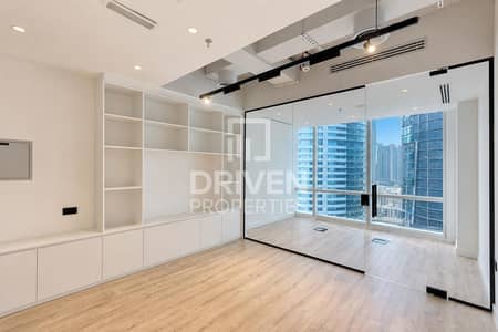 Office for Rent in Business Bay, Dubai - Furnished Office | Prime Location | Community View