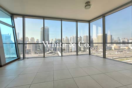 1 Bedroom Flat for Rent in Jumeirah Lake Towers (JLT), Dubai - Natural Light | Vacant Now | Lake View 1 Bedroom Flat for Rent in Jumeirah Lake Towers (JLT), Dubai - Natural Light | Vacant Now | Lake View