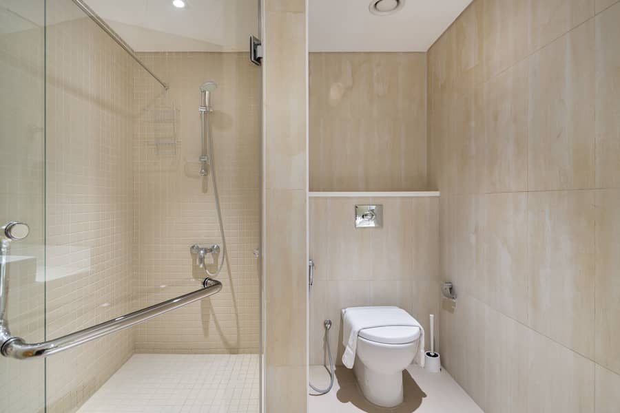 27 Oak Tree Al Bateen Residences 1306 - 38. jpg
