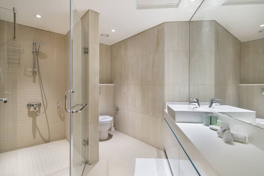 28 Oak Tree Al Bateen Residences 1306 - 37. jpg