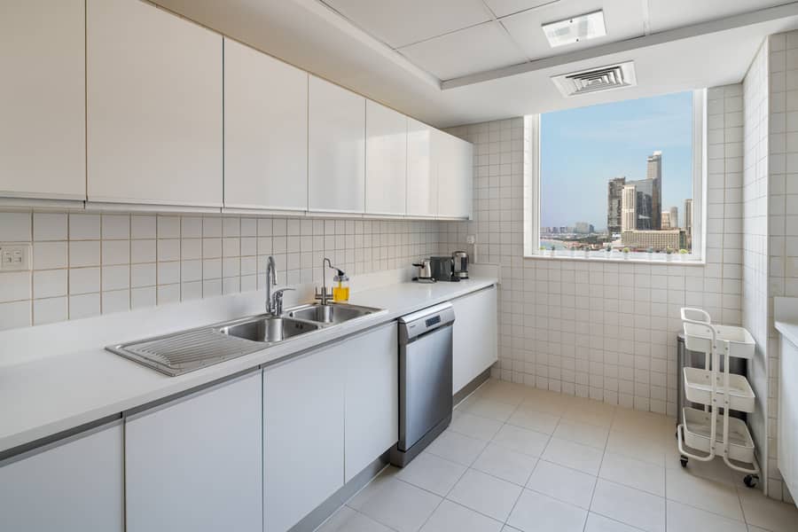34 Oak Tree Al Bateen Residences 1306 - 51. jpg