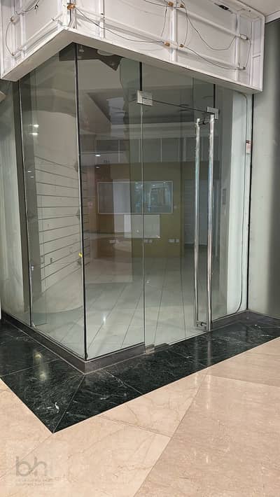 Shop for Rent in Al Majaz, Sharjah - 1. jpeg Shop for Rent in Al Majaz, Sharjah - 1. jpeg