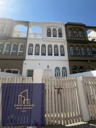 3 Schlafzimmer Townhouse zum Miete in Al Zahya, Ajman - 54c6c6f3-ca64-48f6-bd1b-1566659cd24c. jpg