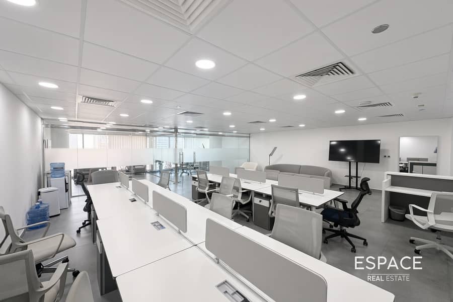Büro in Business Bay,Opal Tower, 220000 AED - 16796998 Büro in Business Bay,Opal Tower, 220000 AED - 16796998