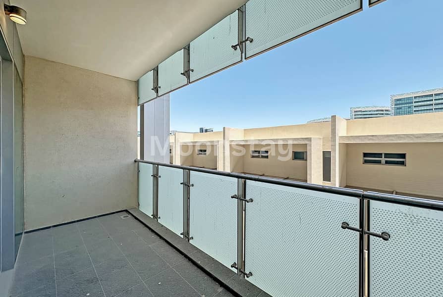 Upcoming in October | Spacious | Townhouse View Upcoming in October | Spacious | Townhouse View