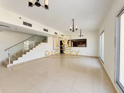 3 habitaciones Apartamento para en Alquiler en Jumeirah Village Circle (JVC), Dubai - Image 1