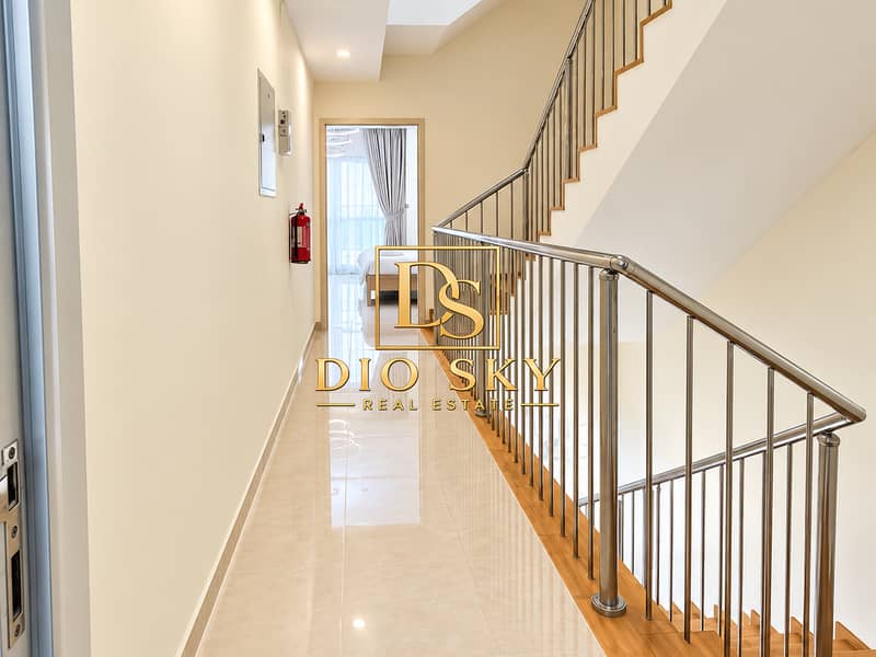 7 Image 7