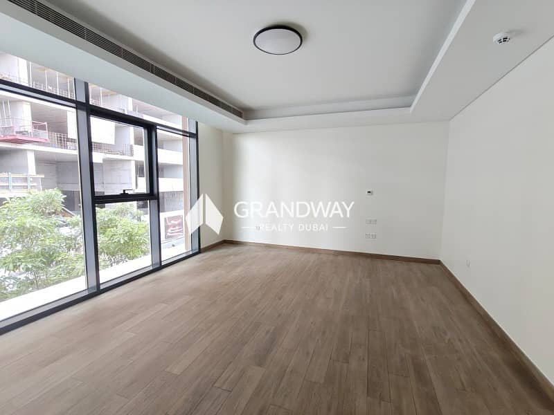 2 Spacious 3BR Villa| Private Garden I Best Deal — photo 2