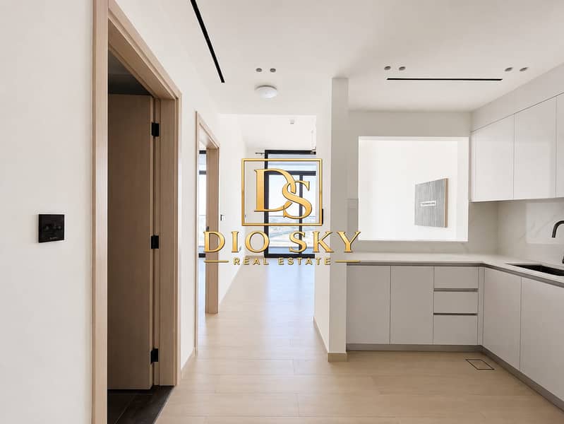 4 Image 4