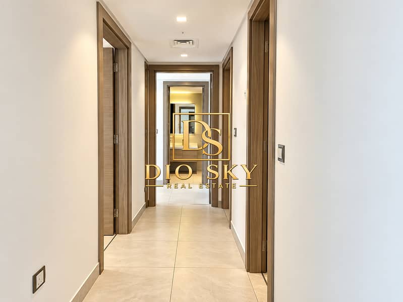8 Image 8
