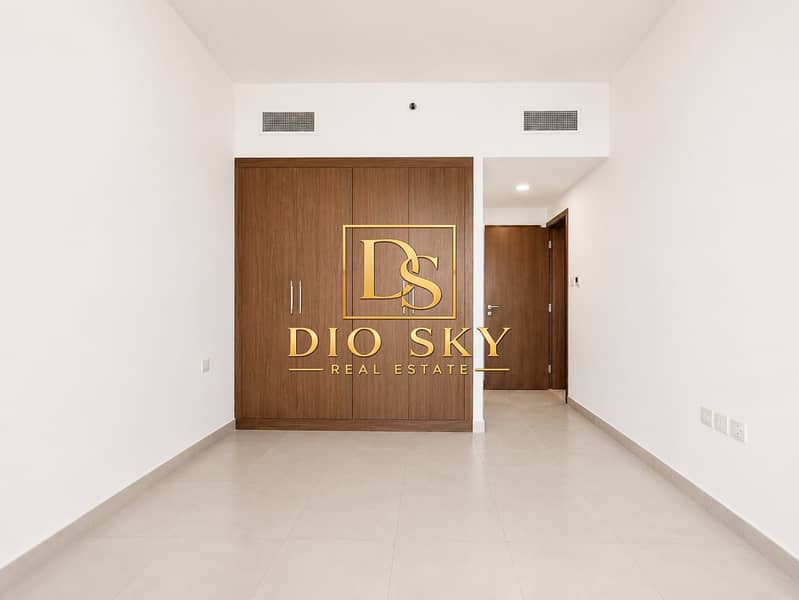 5 Image 5
