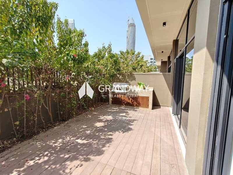 7 LUXURY 3BR VILLA | MODERN KITCHEN| LARGE GARDEN| — photo 7