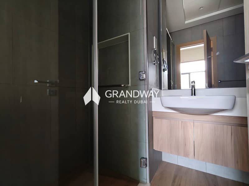 16 LUXURY 3BR VILLA | MODERN KITCHEN| LARGE GARDEN| — photo 16