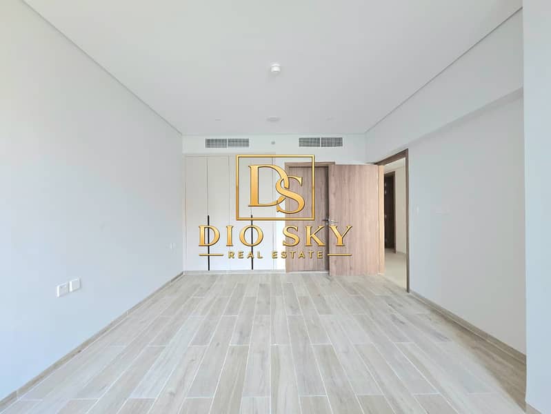 8 Image 8
