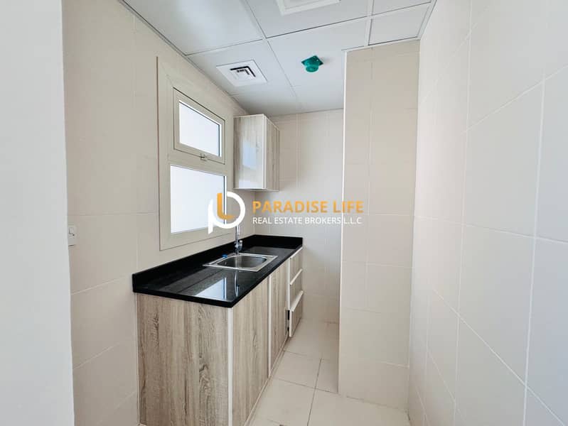 29 63a0d8bd-ec31-4ab0-bcbd-9c9591372f60. jpg