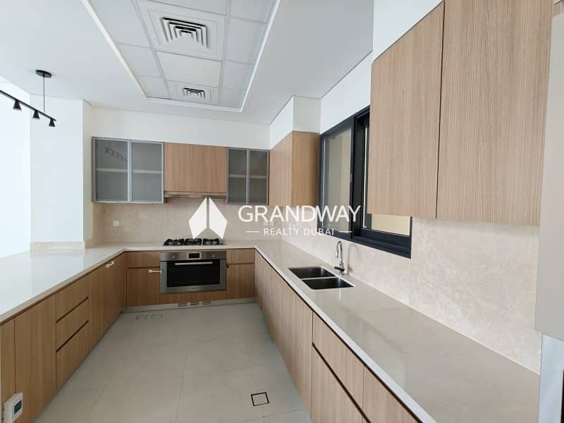 7 Prime Location | Spacious 3BR Villa | The Terraces — photo 7