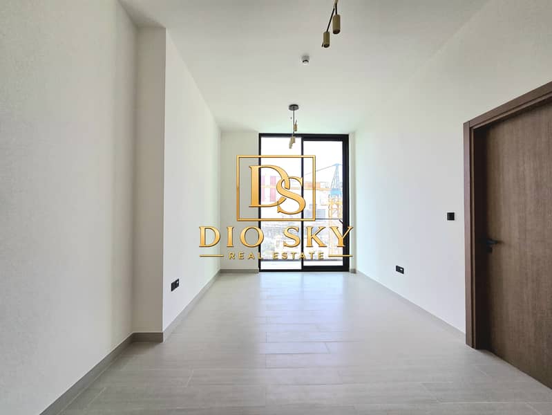5 Image 5