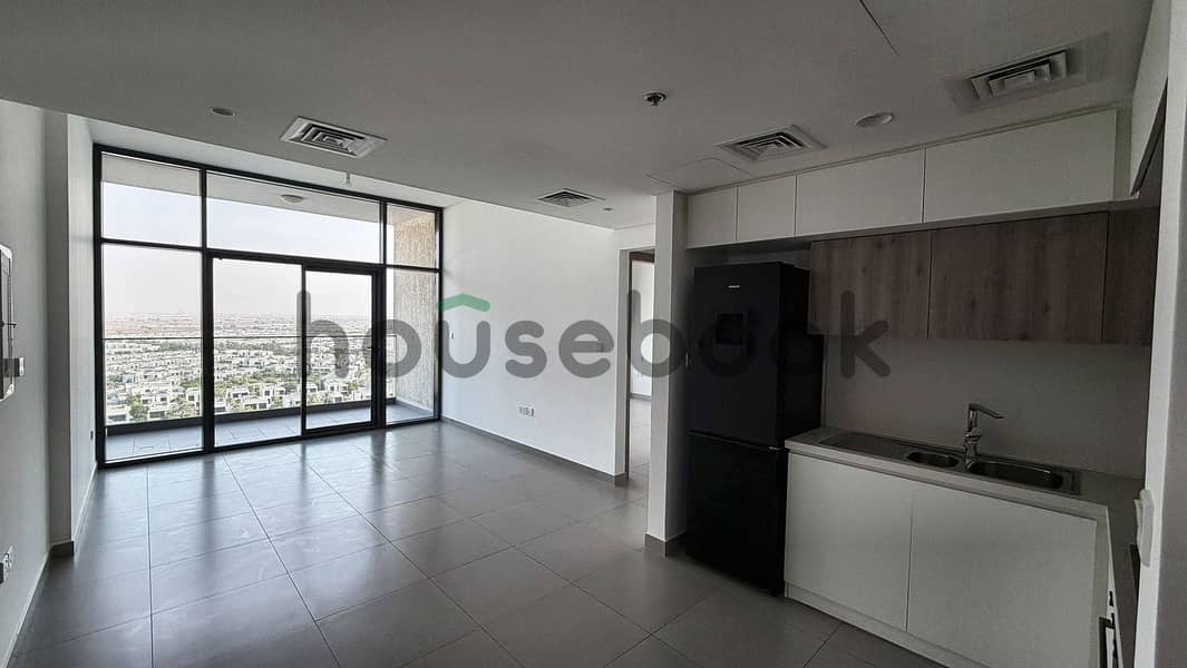 2 01_living_kitchen. jpg