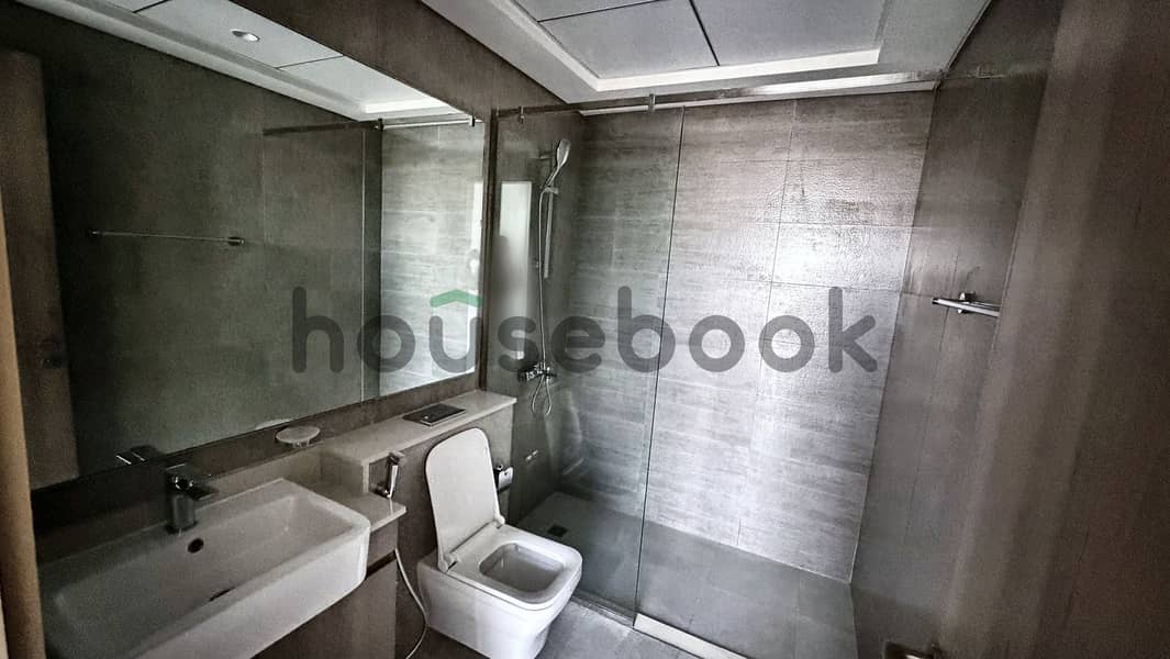 9 12_bathroom. jpg