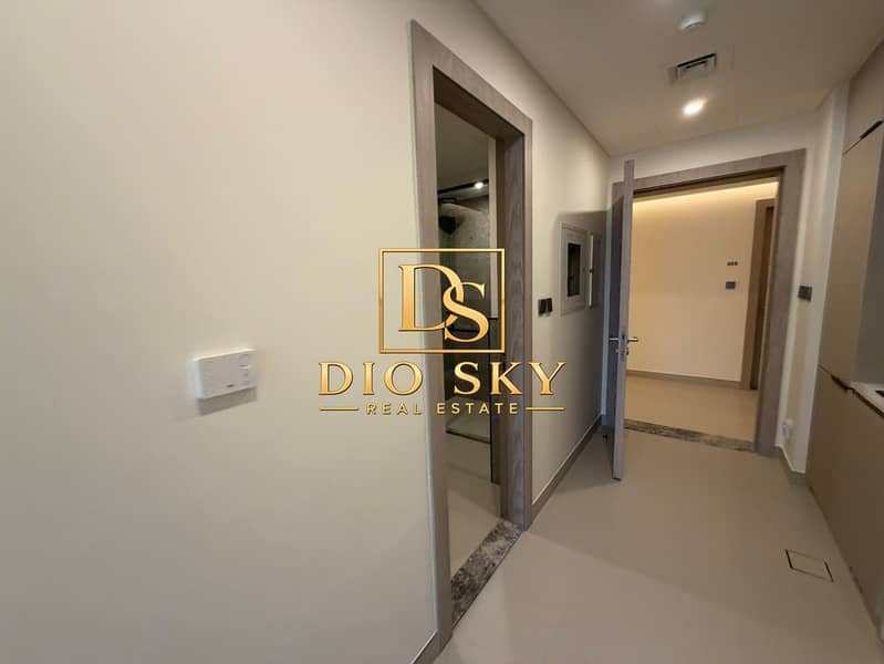 7 Image 7