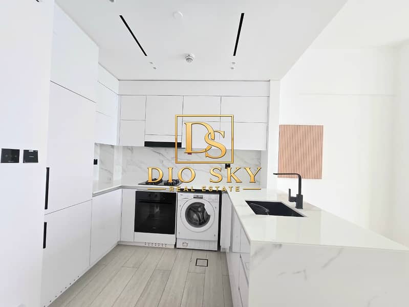 3 Image 3