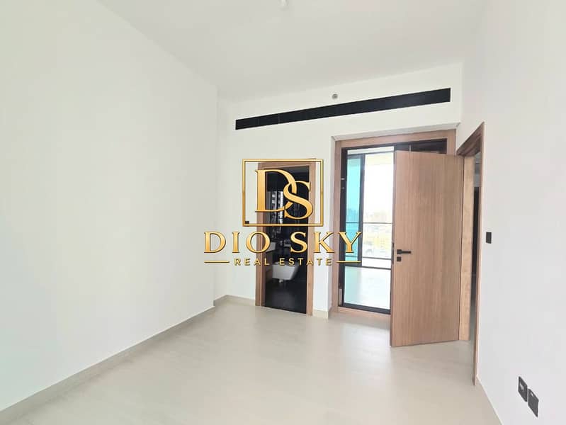 13 Image 13