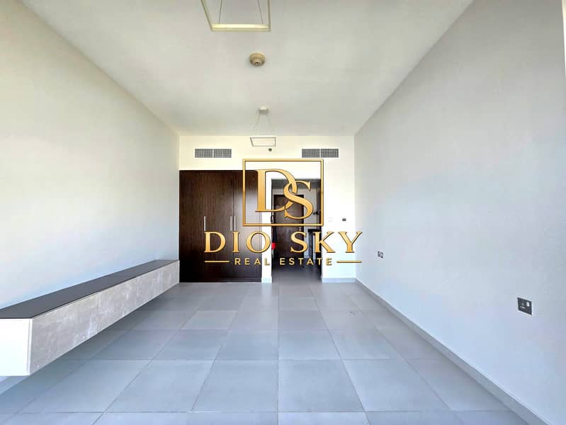 3 Image 3