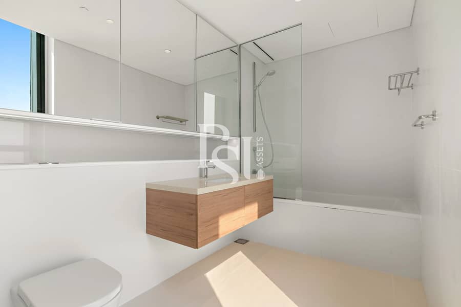 5 washroom. webp