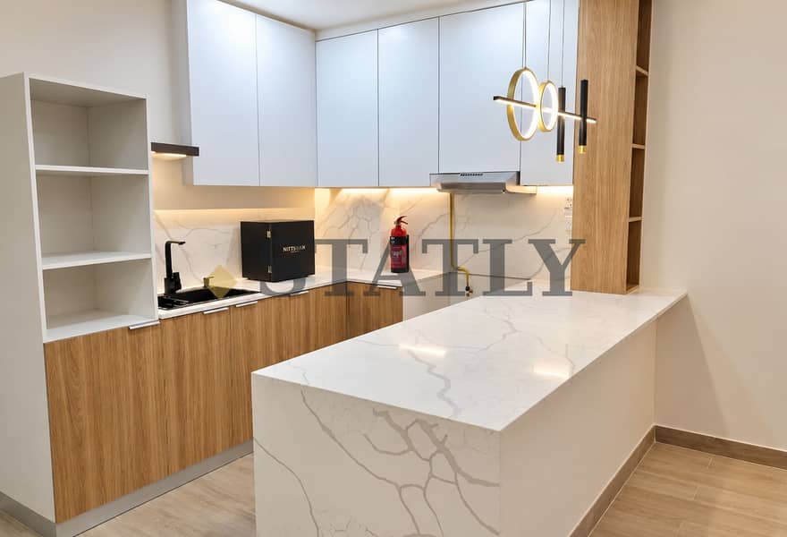 2 Natural dusk property listing-2. png