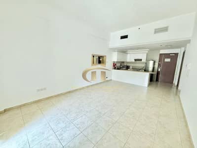 1 habitación Apartamento para en Alquiler en Jumeirah Village Triangle (JVT), Dubai - WhatsApp Image 2026-10-09 at 4.39. 32 PM (3). jpeg