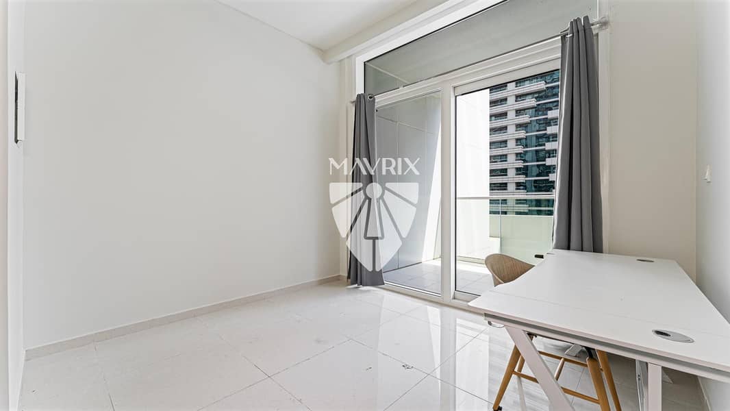 9 Image 9
